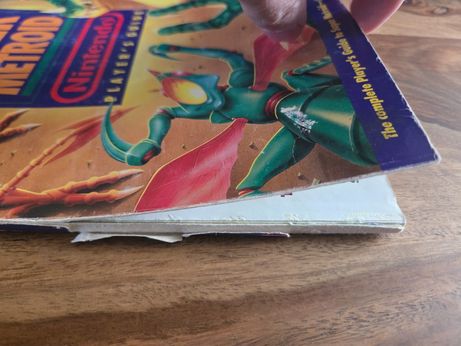 Super Metroid Nintendo Player’s Guide w/ Fold Out Map, Cover Damage :(