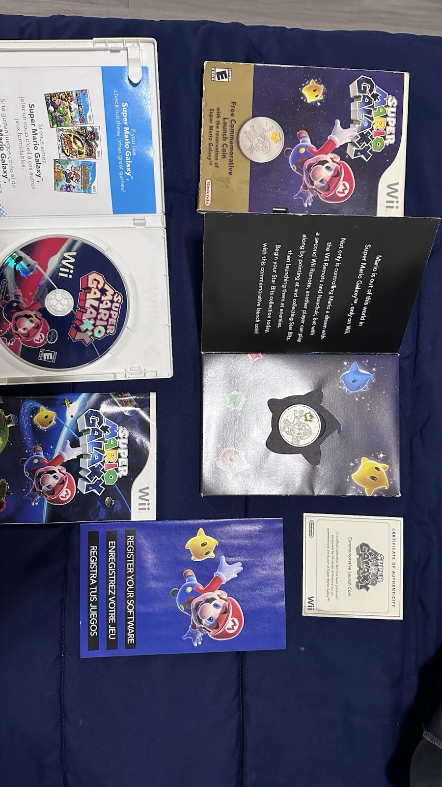 Super Mario Galaxy Nintendo Wii W/ Commemorative Launch Coin