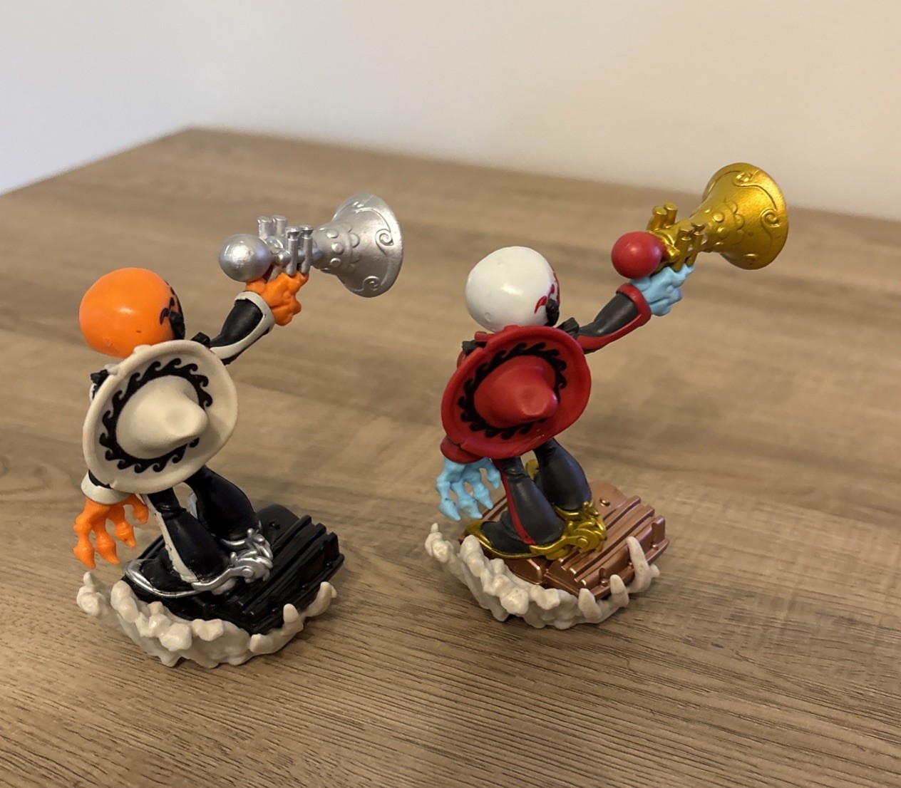 Lot of 4-Skylanders Superchargers Variant Steel Plated Smash Hit & Fiesta