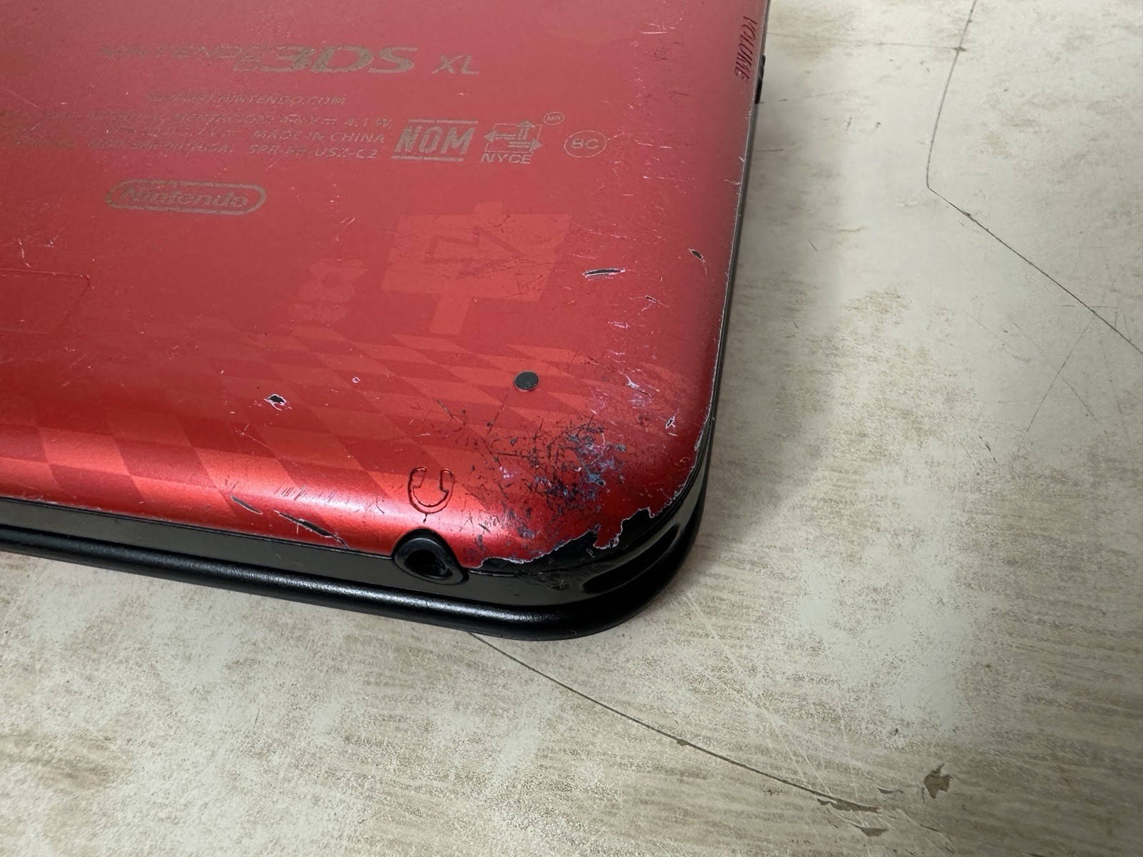 Nintendo 3DS XL Limited Edition Red Super Mario Bros 2 Edition – Works, Has Wear