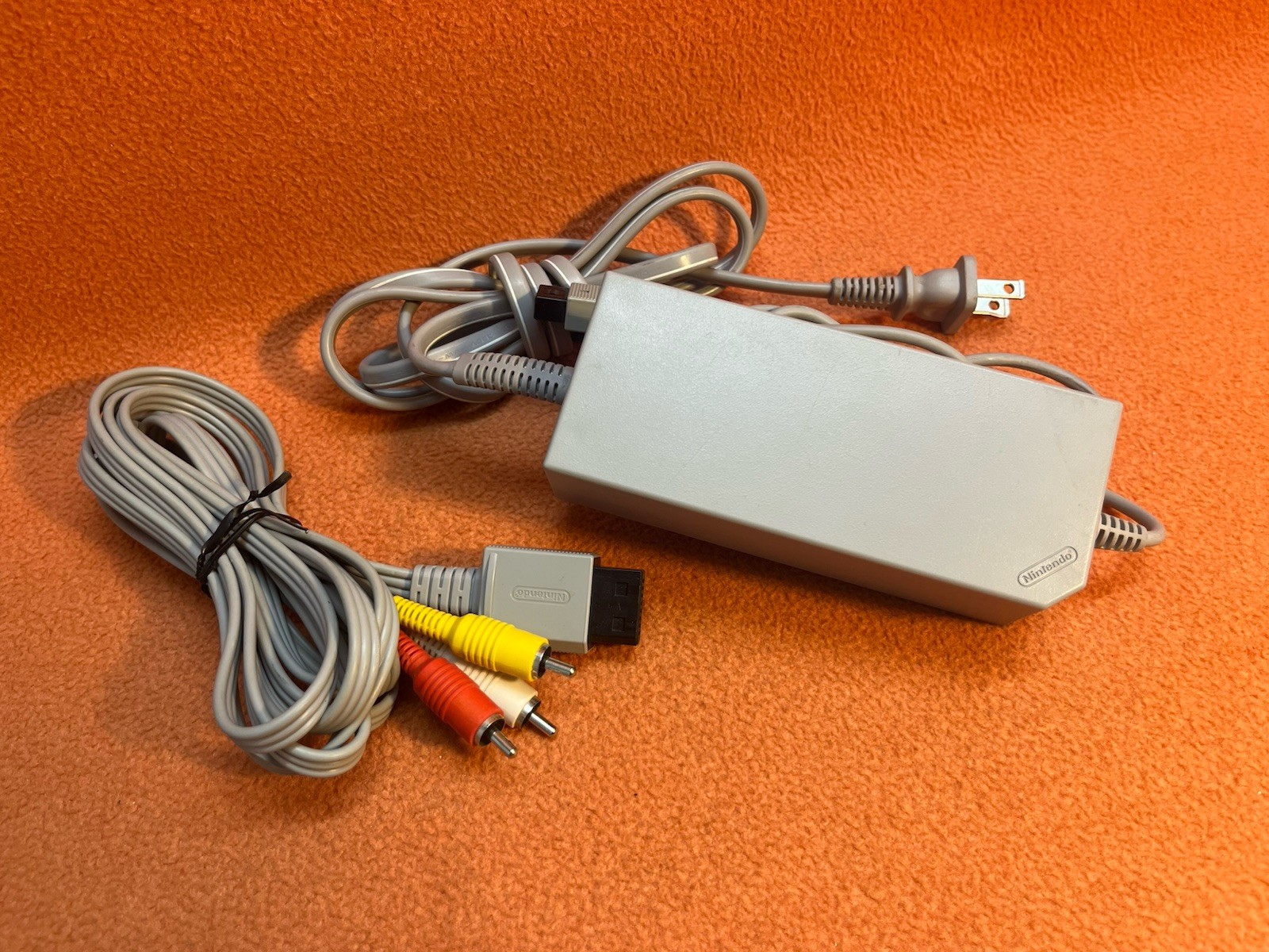 Official Nintendo Wii OEM AC Power Cable Adapter & AV RCA Bundle Lot RVL-002