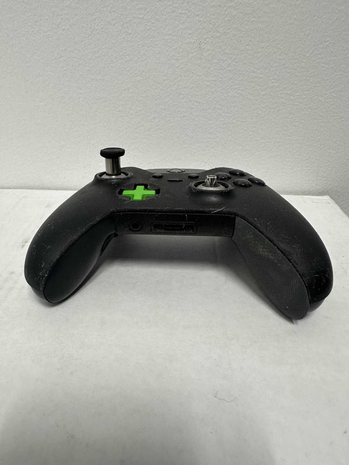 Microsoft Xbox One Elite Wireless Controller Black Silver- It Works or for Parts
