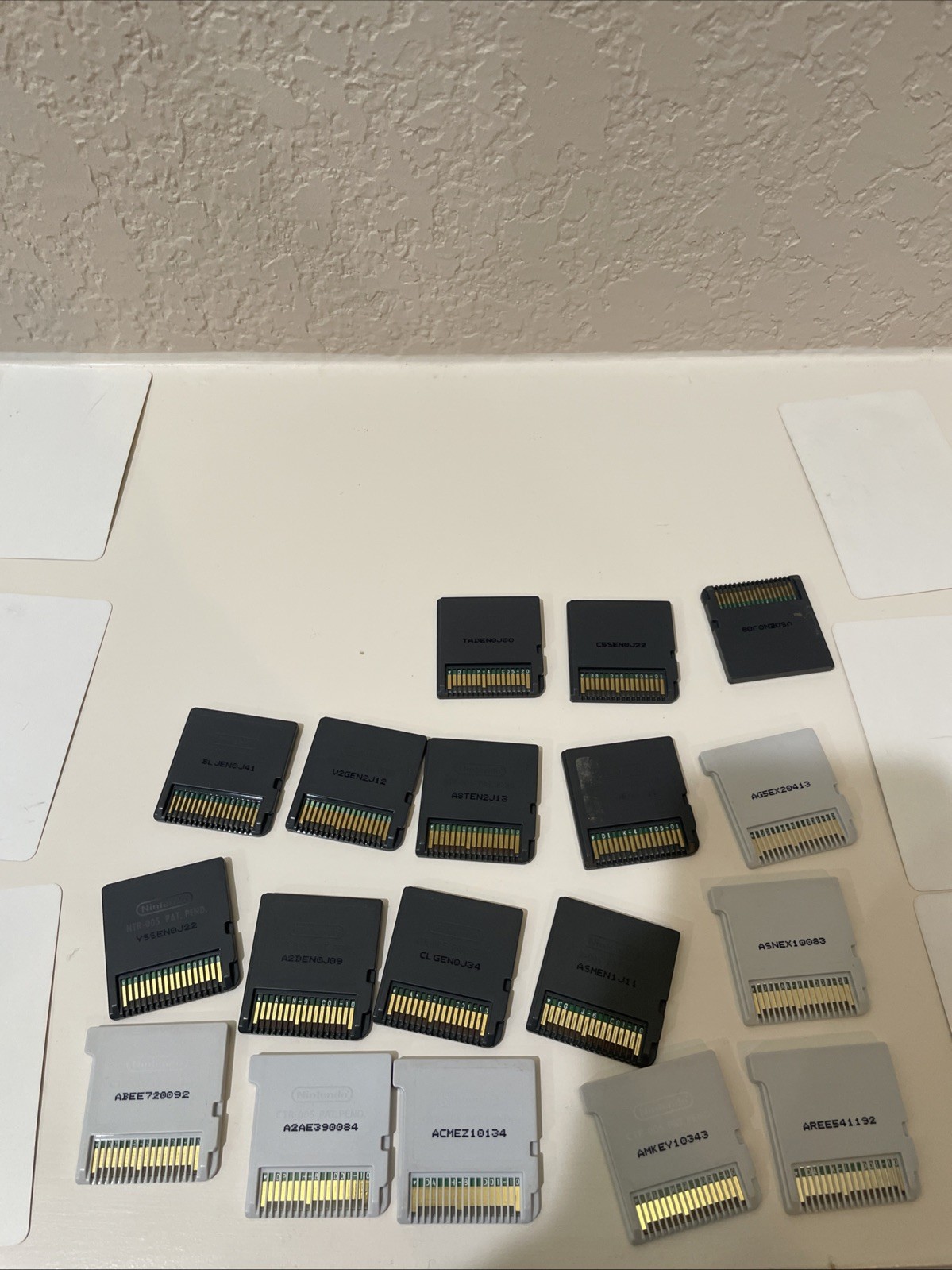 Nintendo DS & 3DS Game Lot Bundle Pokémon, Kirby, Mario, Sonic, 18 Games + Case
