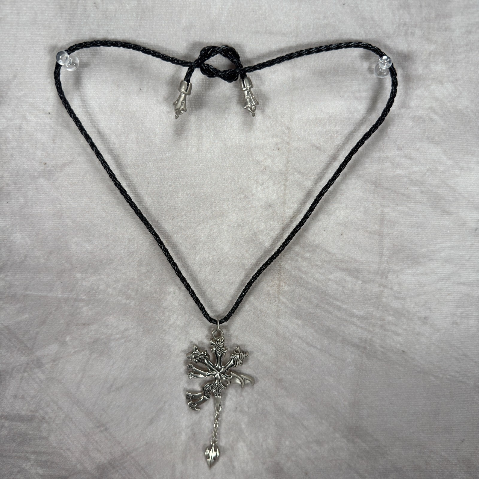 FINAL FANTASY VII Wolf Crest Pendant Necklace 28″ Braided Cord FF7 Cosplay FFVII