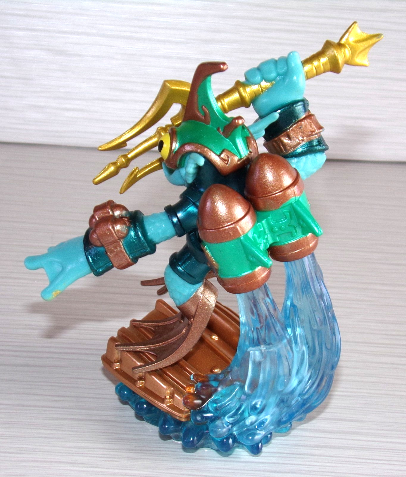 Skylanders SuperChargers Deep Dive Gill Grunt Water Figure Activision 2015