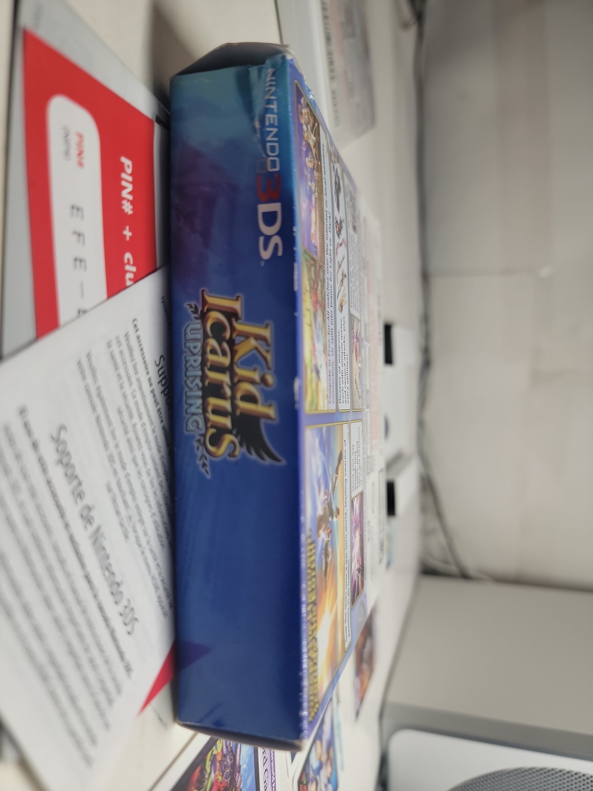 Kid Icarus Uprising Nintendo 3DS 2012 CASE & MANUAL, Box – No Game or AR Cards