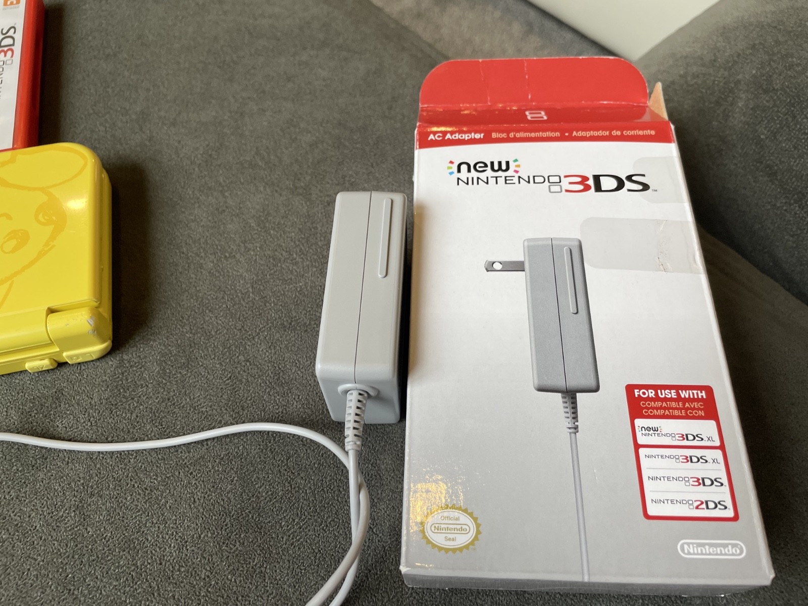 Nintendo 3DS XL Pikachu Edition Yellow Handheld System