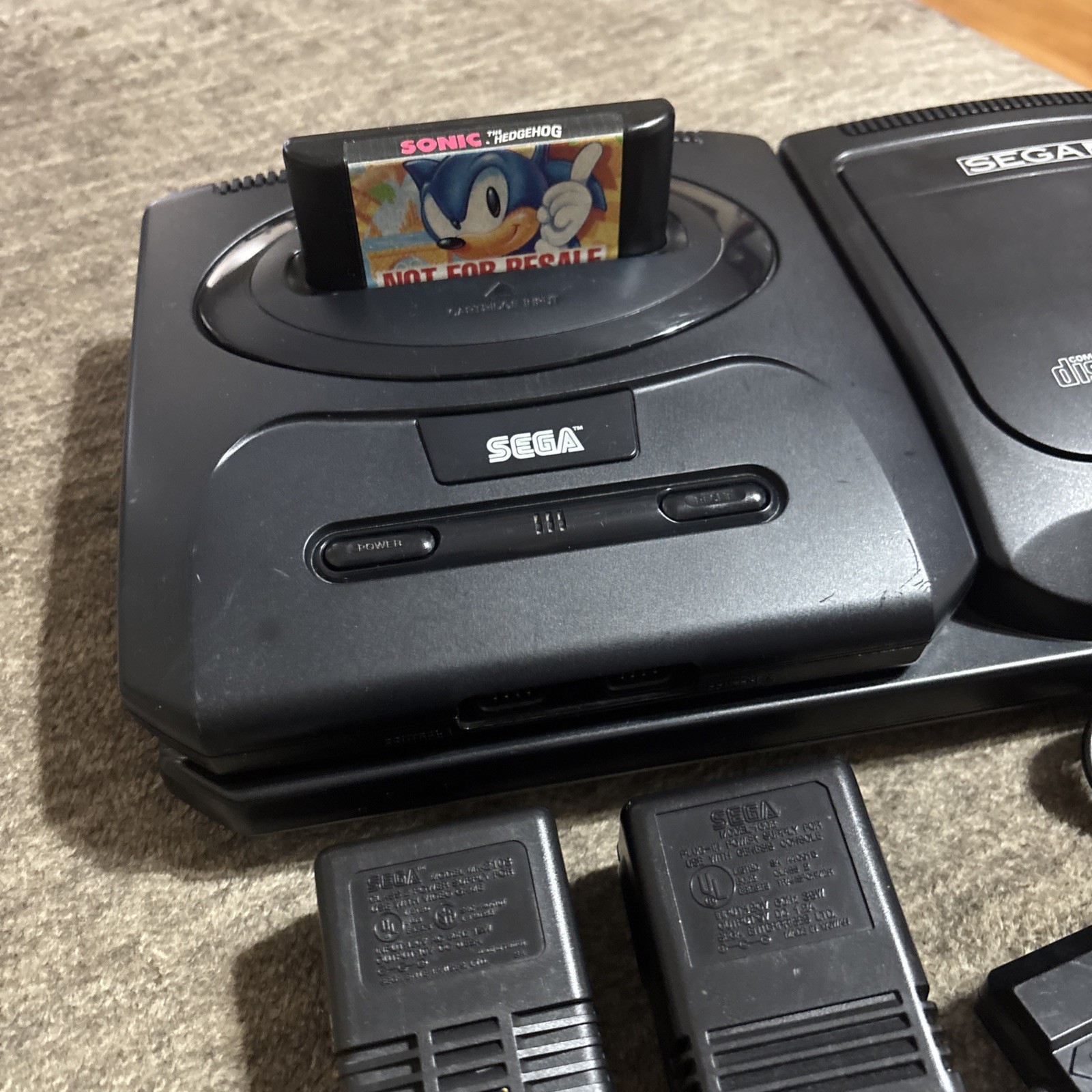 Sega CD Video Game System Console with 1 Controllers and Cords and game