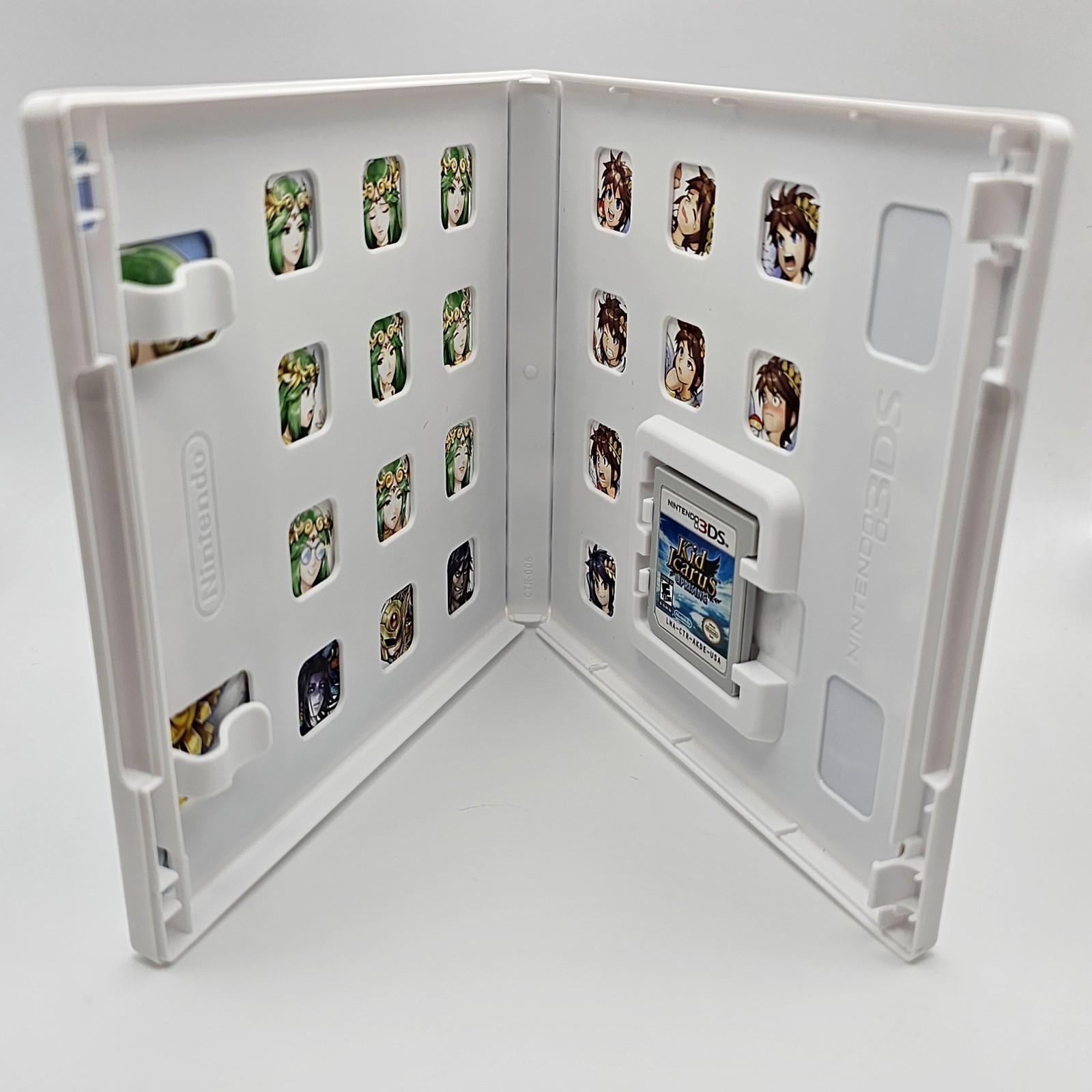 Kid Icarus: Uprising – Nintendo 3DS Complete CIB w/ Sealed AR Cards Tested