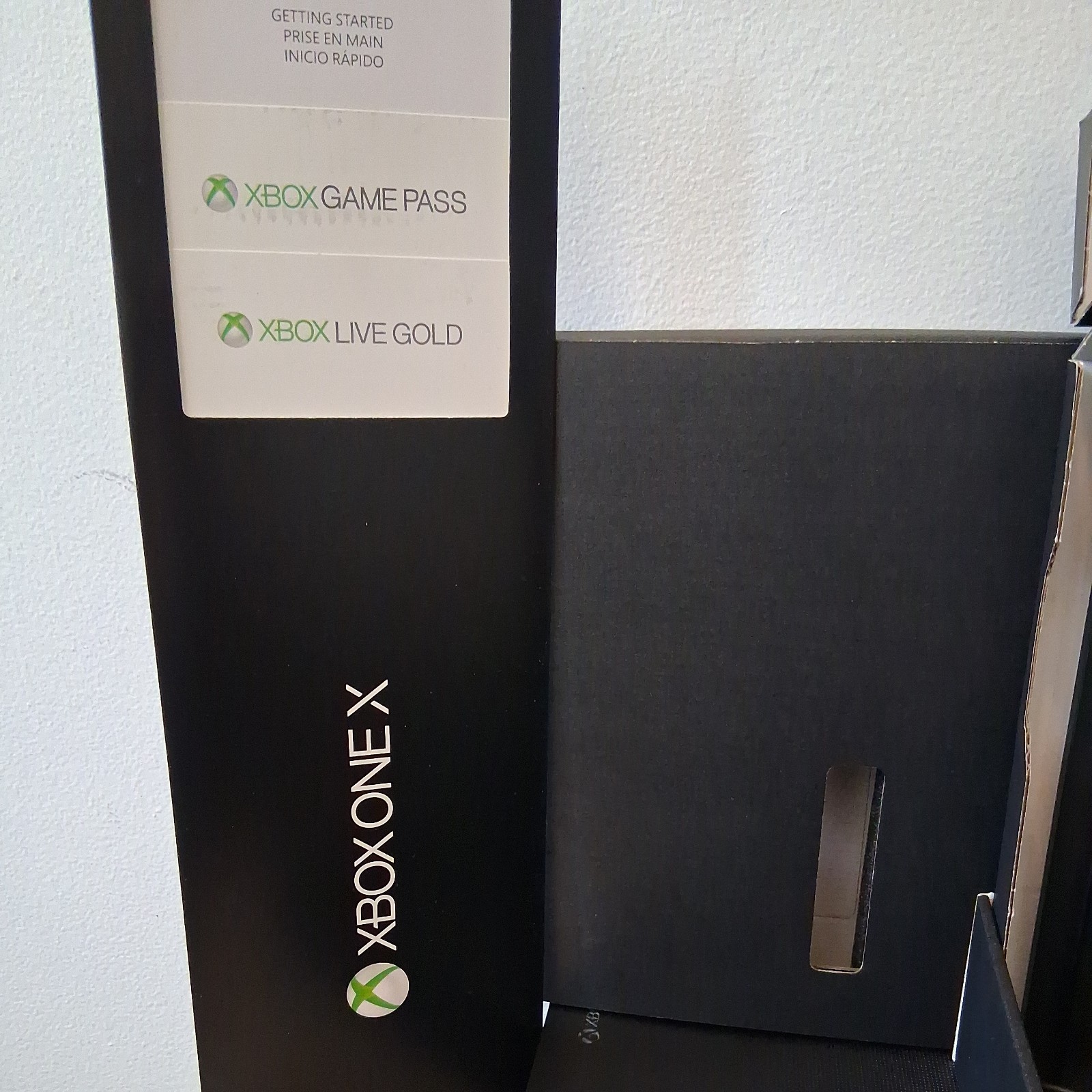 Microsoft Xbox One X Project Scorpio 1TB Console Limited Edition -Complete-