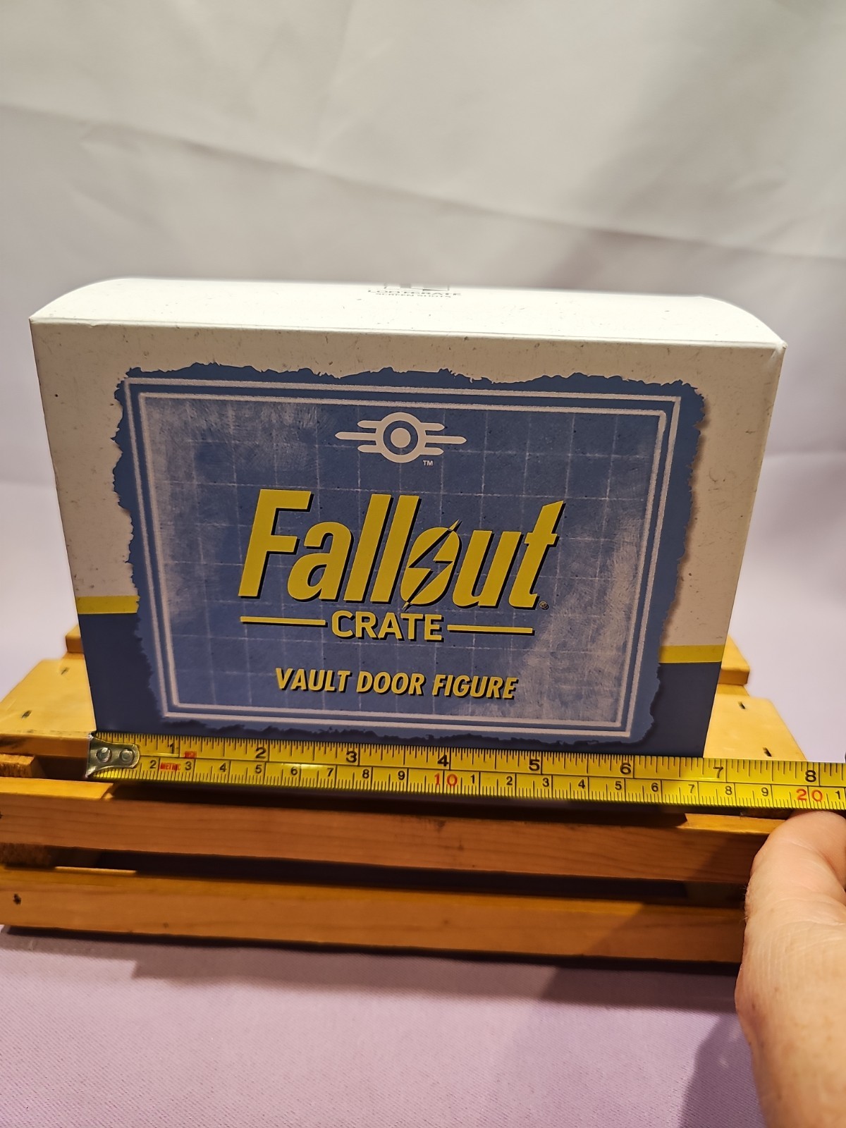 Fallout Loot Crate Vault Door Figure, Vault 76