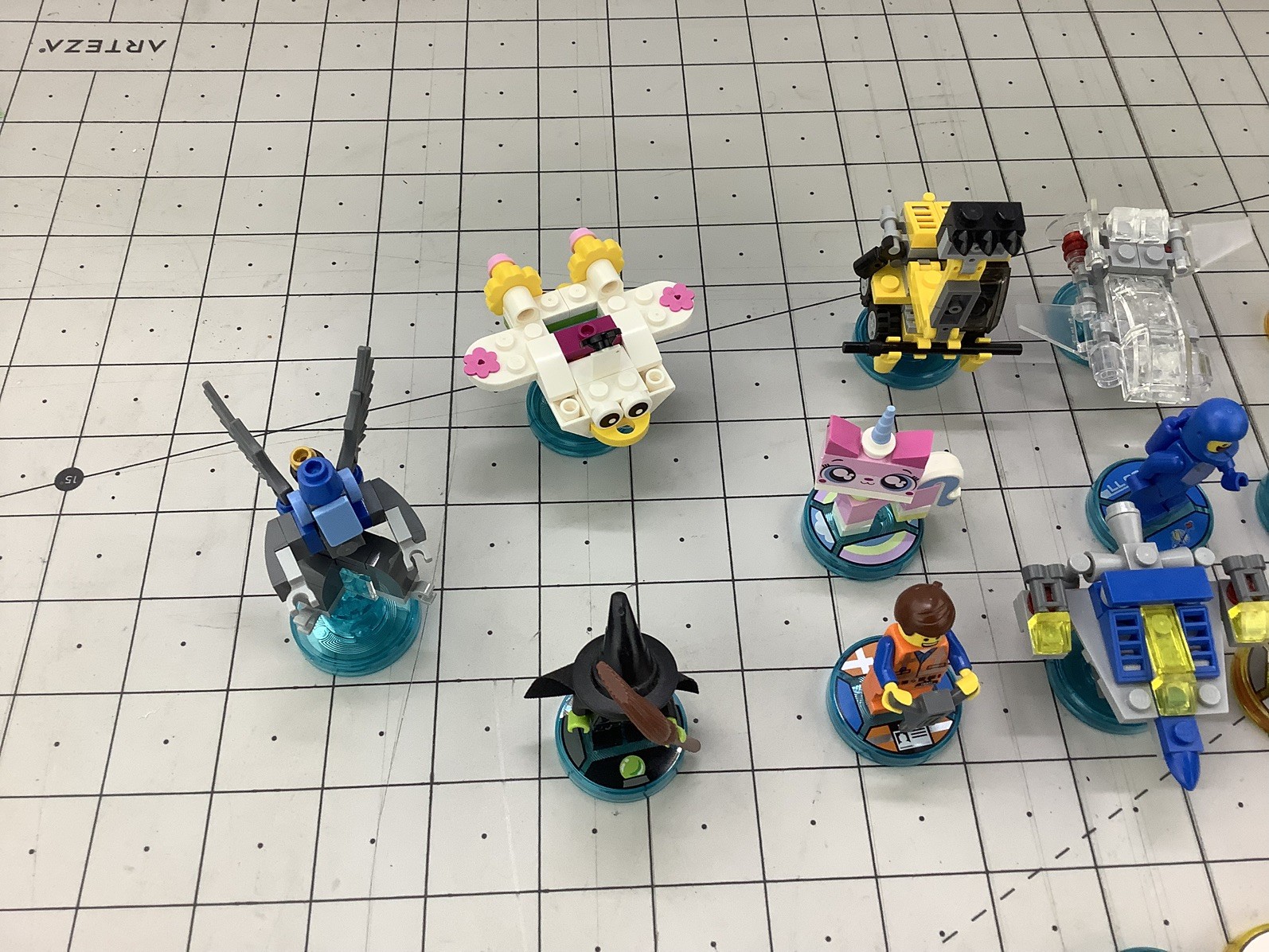 LEGO Dimensions Mixed Lot Minifigures & Vehicles