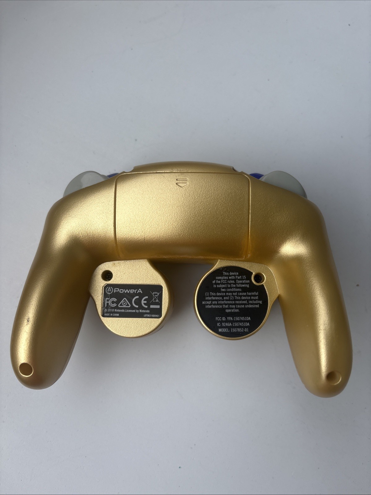 Nintendo Switch Controller GameCube Style Gold Turns ON Battery’s Not Included