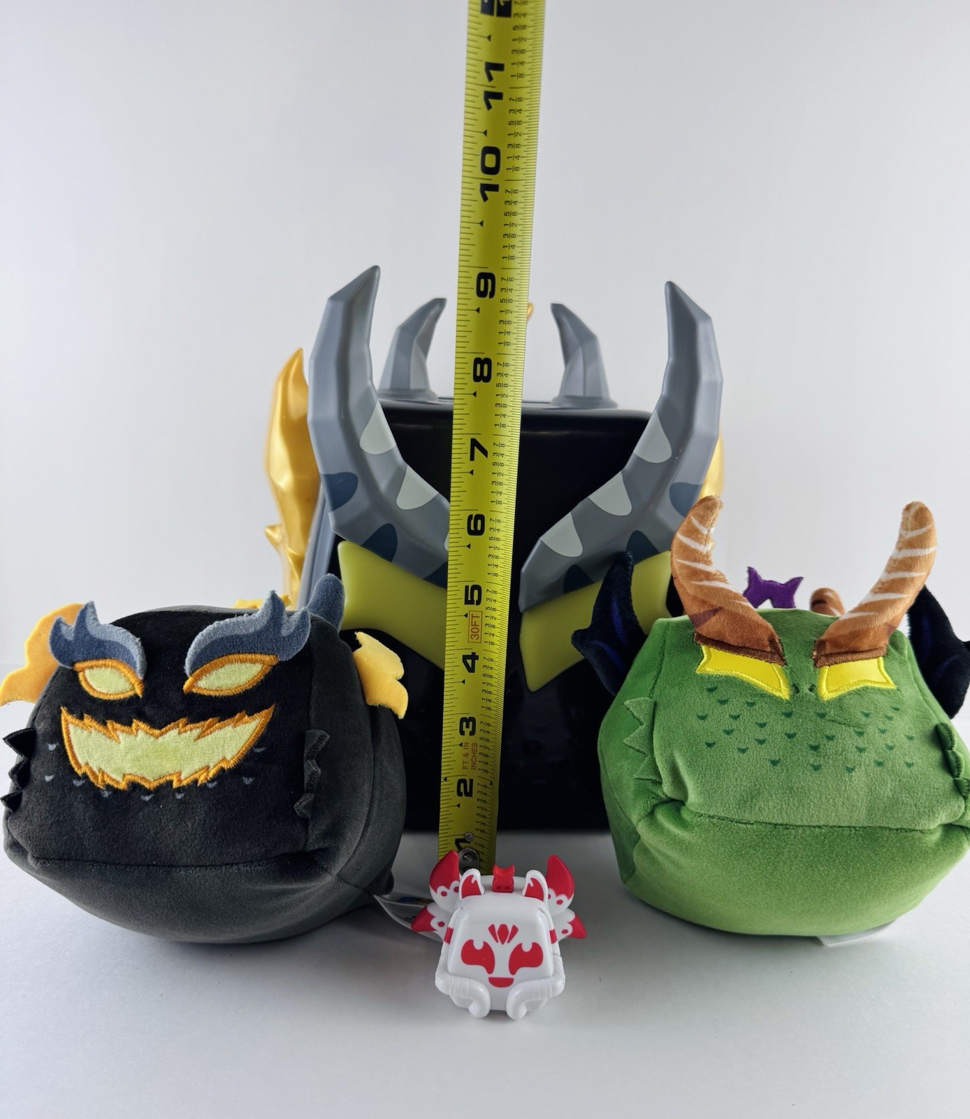 Blox Fruits Collector Bundle Dragon & Ember Plush & Kitsune & Storage Case