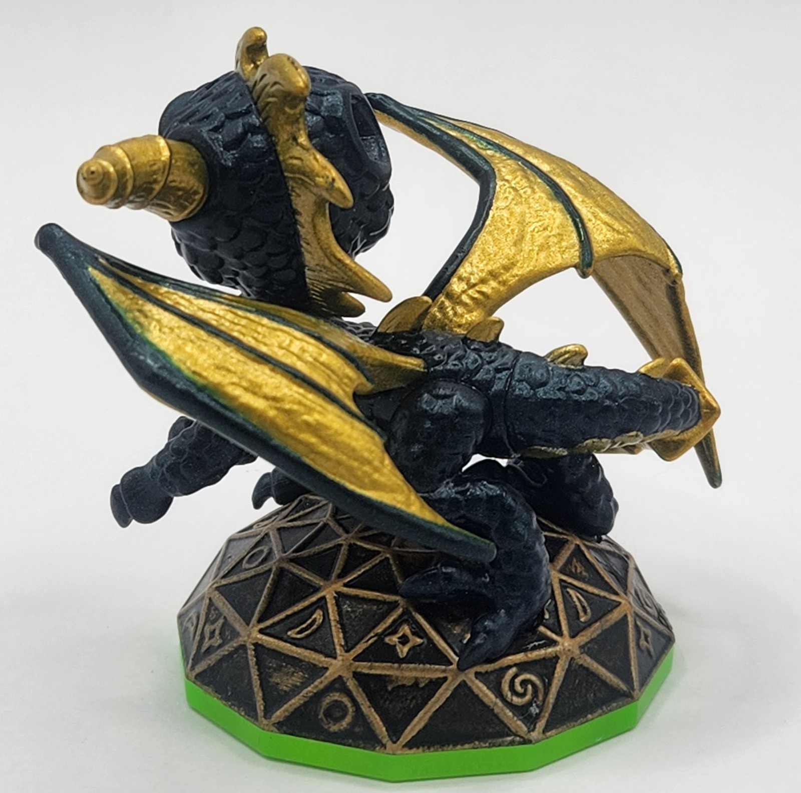 Skylanders Series 1 Legendary Spyro – SSA – Cosmetic Damage – Tested and Working