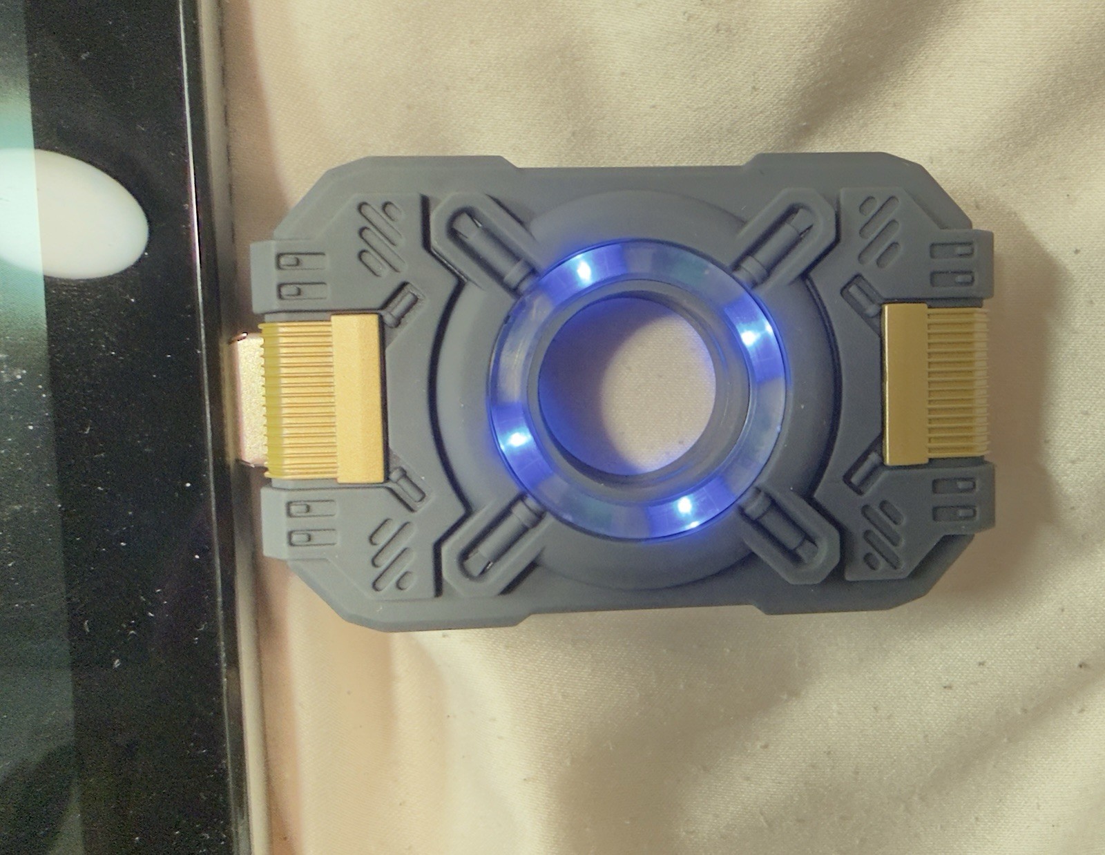 Halo Legendary Crate Cortana AI Chip LED 4GB USB Loot Crate