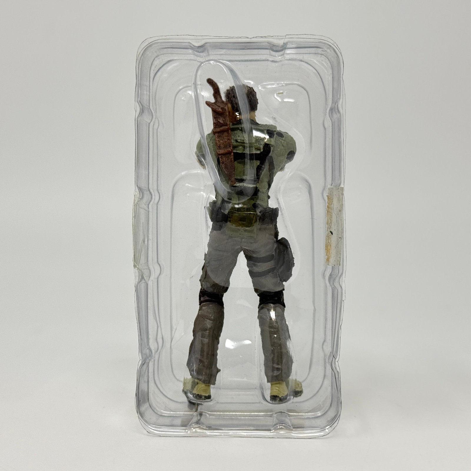 Resident Evil 5 Collector’s Edition 3″ Chris Redfield Action Figure *BROKEN* 4d