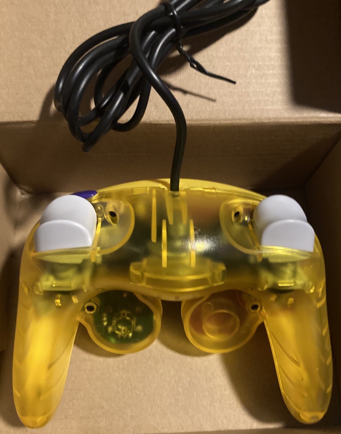 Nintendo GameCube Controller – Yellow/Clear Yellow