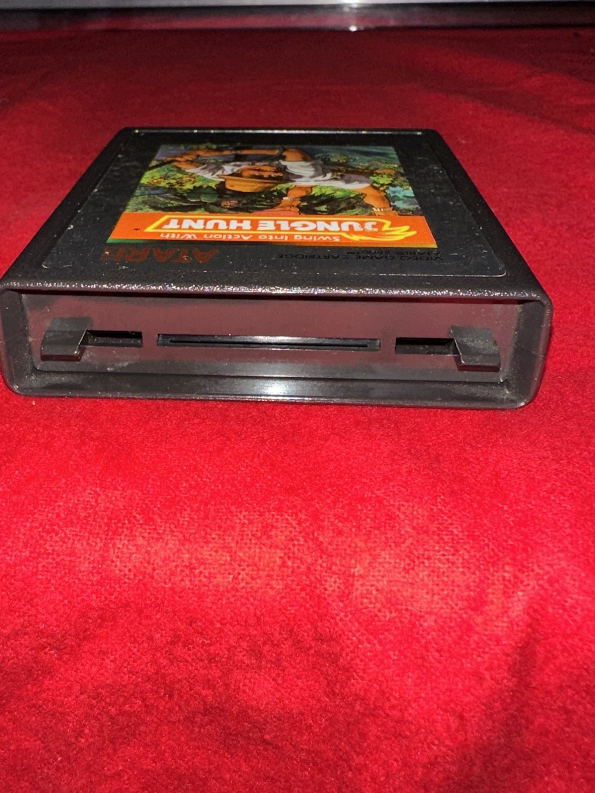 Jungle Hunt Atari 2600 box, game, warranty card, no manual TESTED WORKS