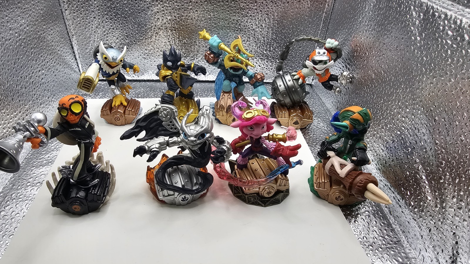 LOT OF 8- Skylanders Superchargers