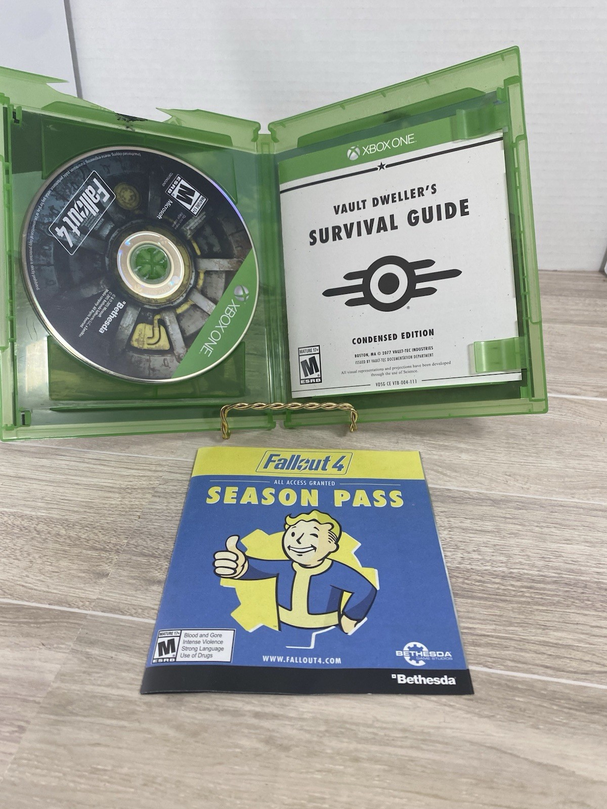 Fallout 4 (Xbox One, 2015) Complete Cleaned Tested Open World RPG Game