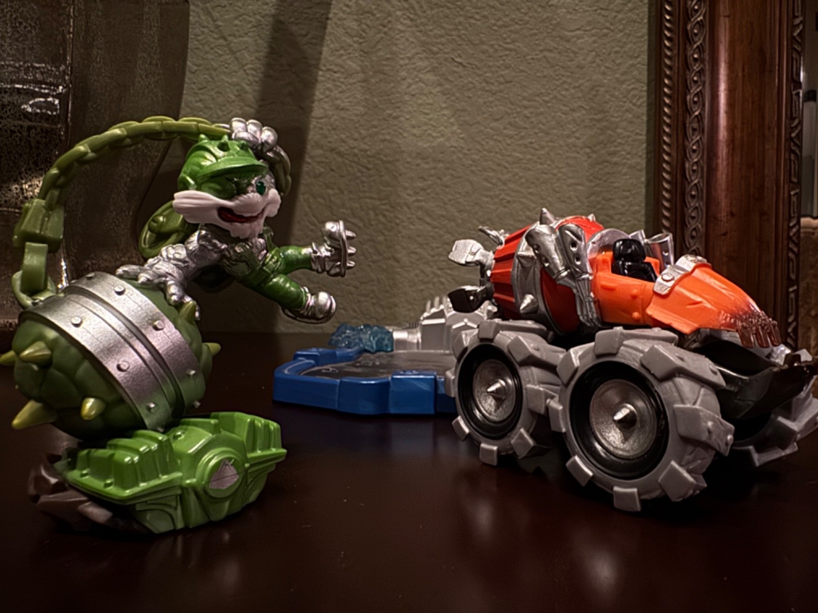 Skylanders SuperChargers Smash Hit pack – Tested working – Very good condition