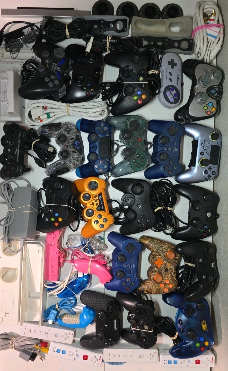 Lot Of 3rd Party Video Game Controllers & Accessories For Wii Xbox PS – Untested