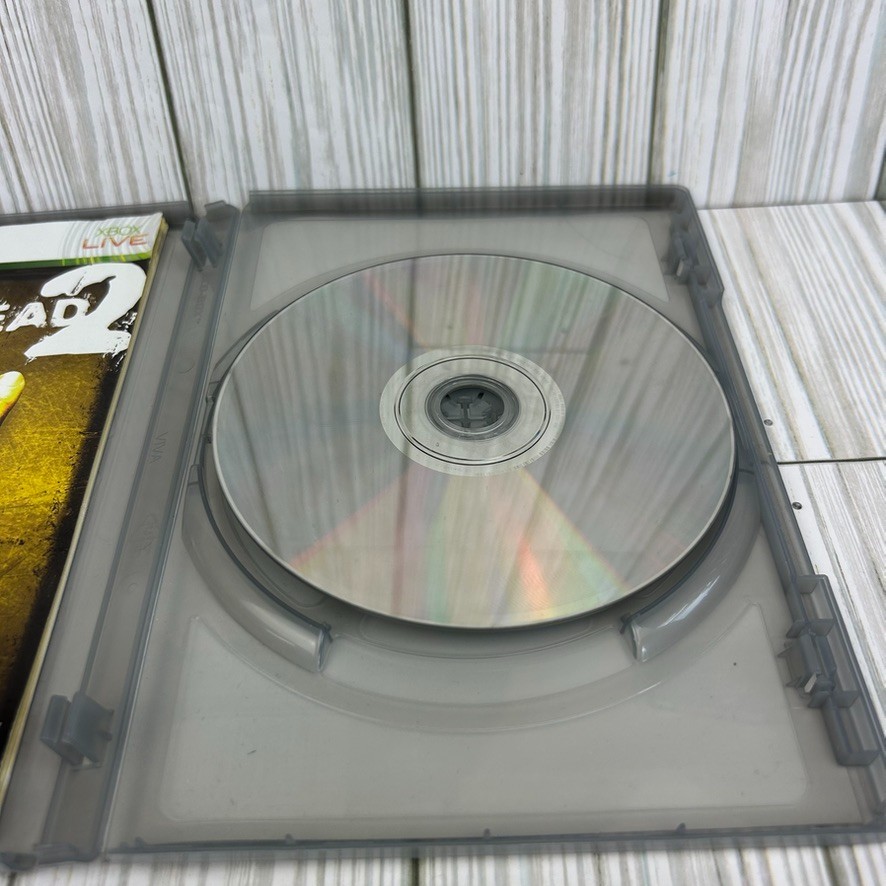 Left 4 Dead 2 Xbox 360 Platinum CIB Microsoft 2009 Video Game Complete & Manual