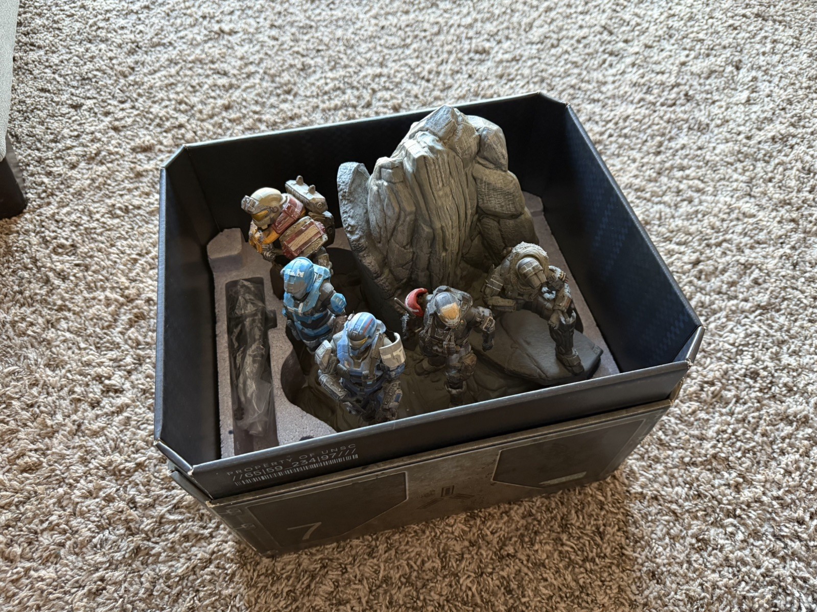 Halo Reach Legendary Edition, Complete Set. All Weapons, Box, Game, and Journal.