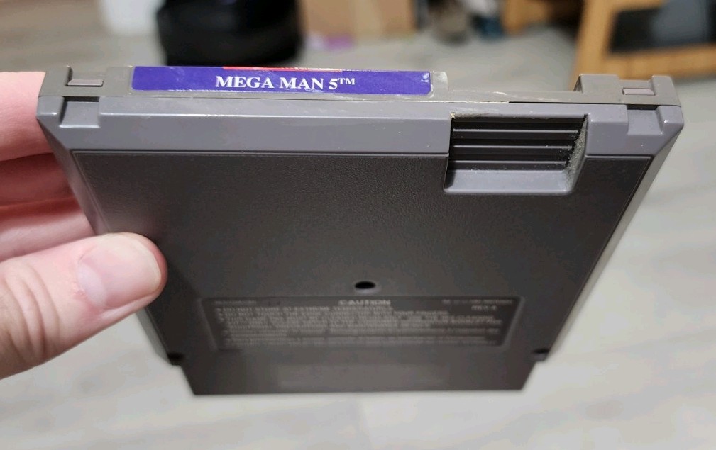 Mega Man 5 Cartridge Nintendo NES Video Game