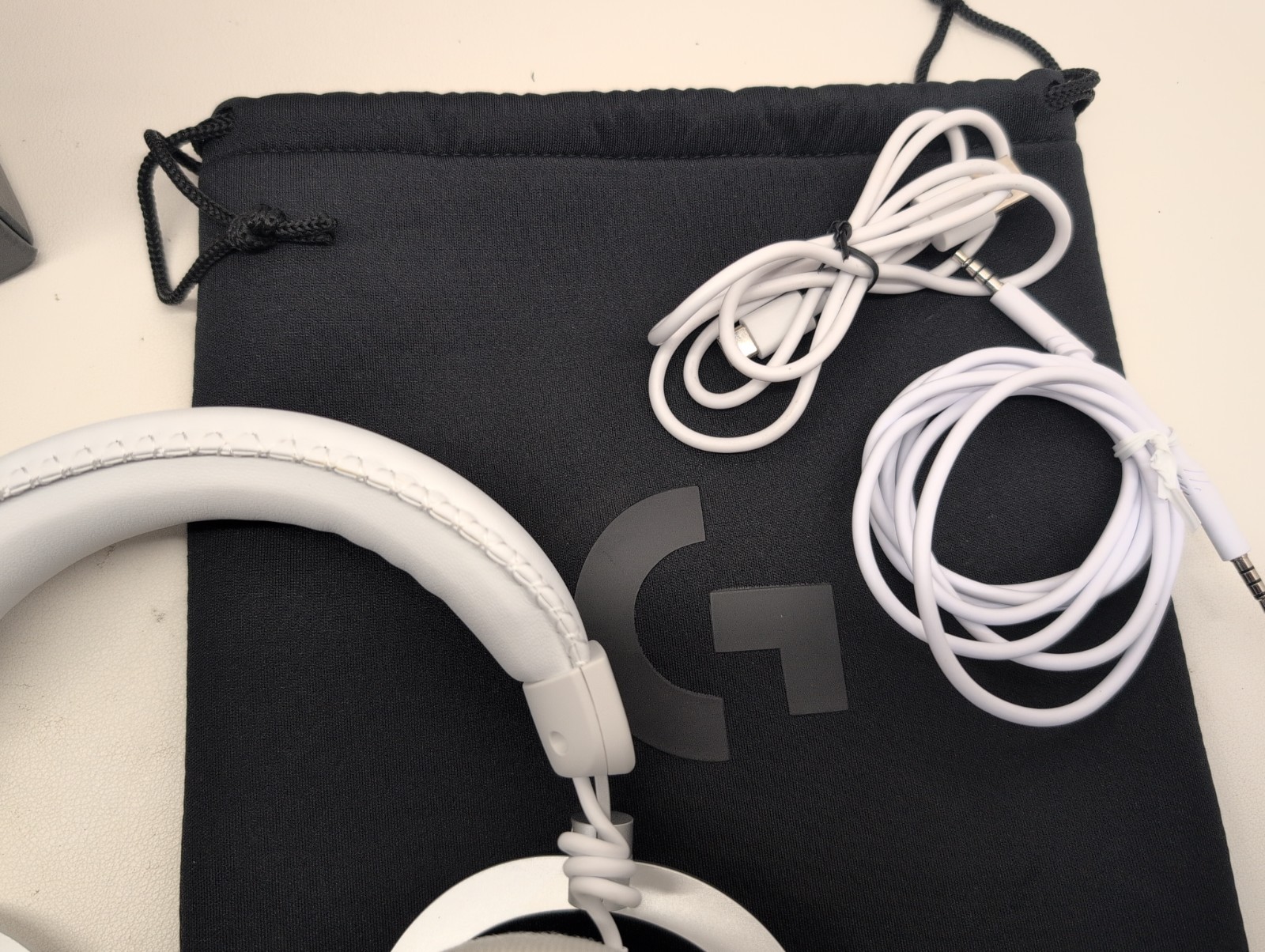Logitech G PRO X 2 Lightspeed Wireless Gaming Headset White With Dongle Tested