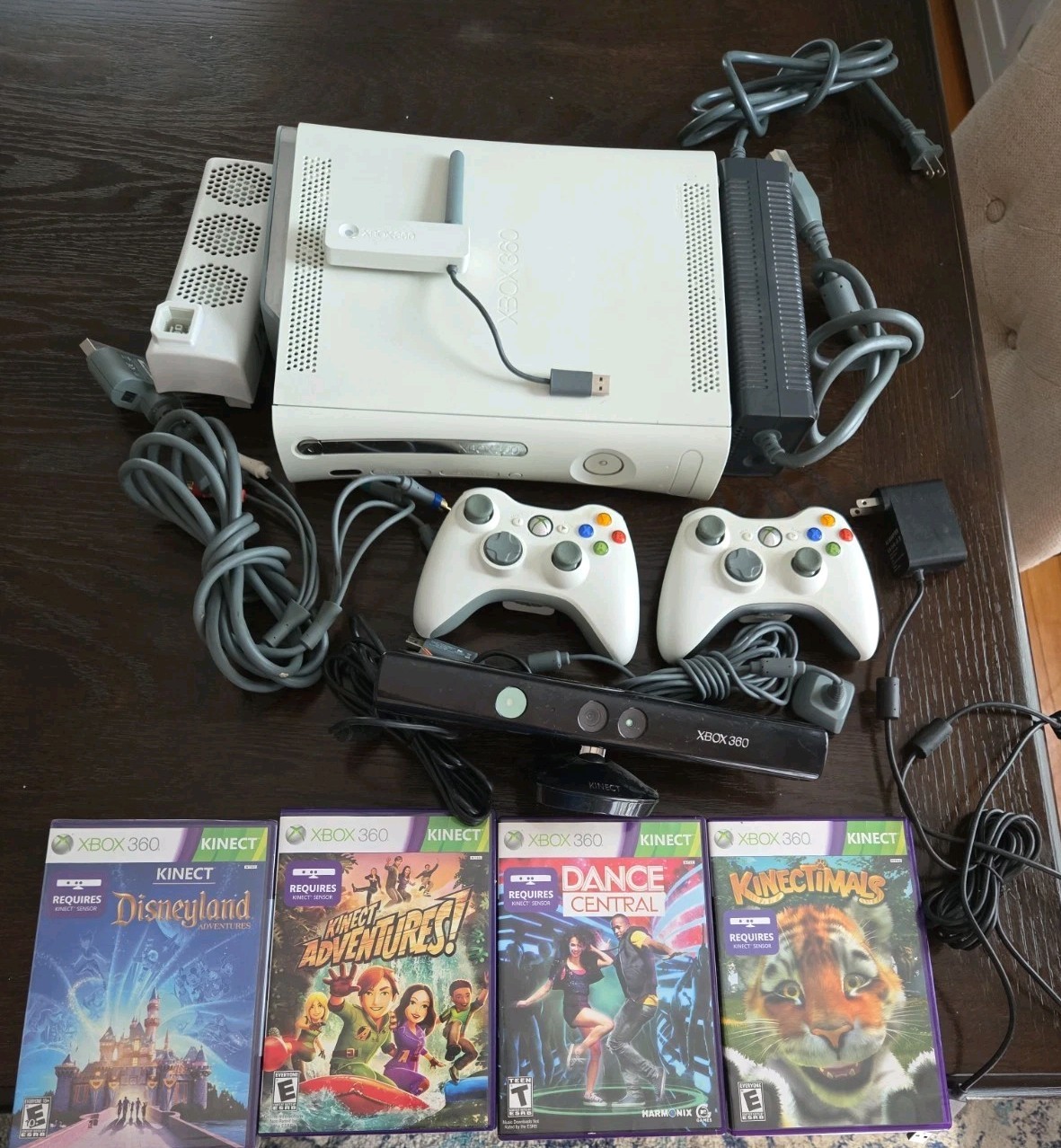 Microsoft XBox 360 Console 20gb HD Kinect Bundle Used With 11 Games