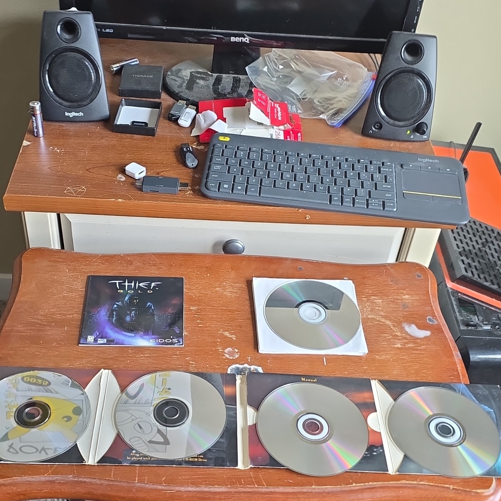 Eidos Thief Gold CD release + Manual Included + loose copy of thief dead shadows