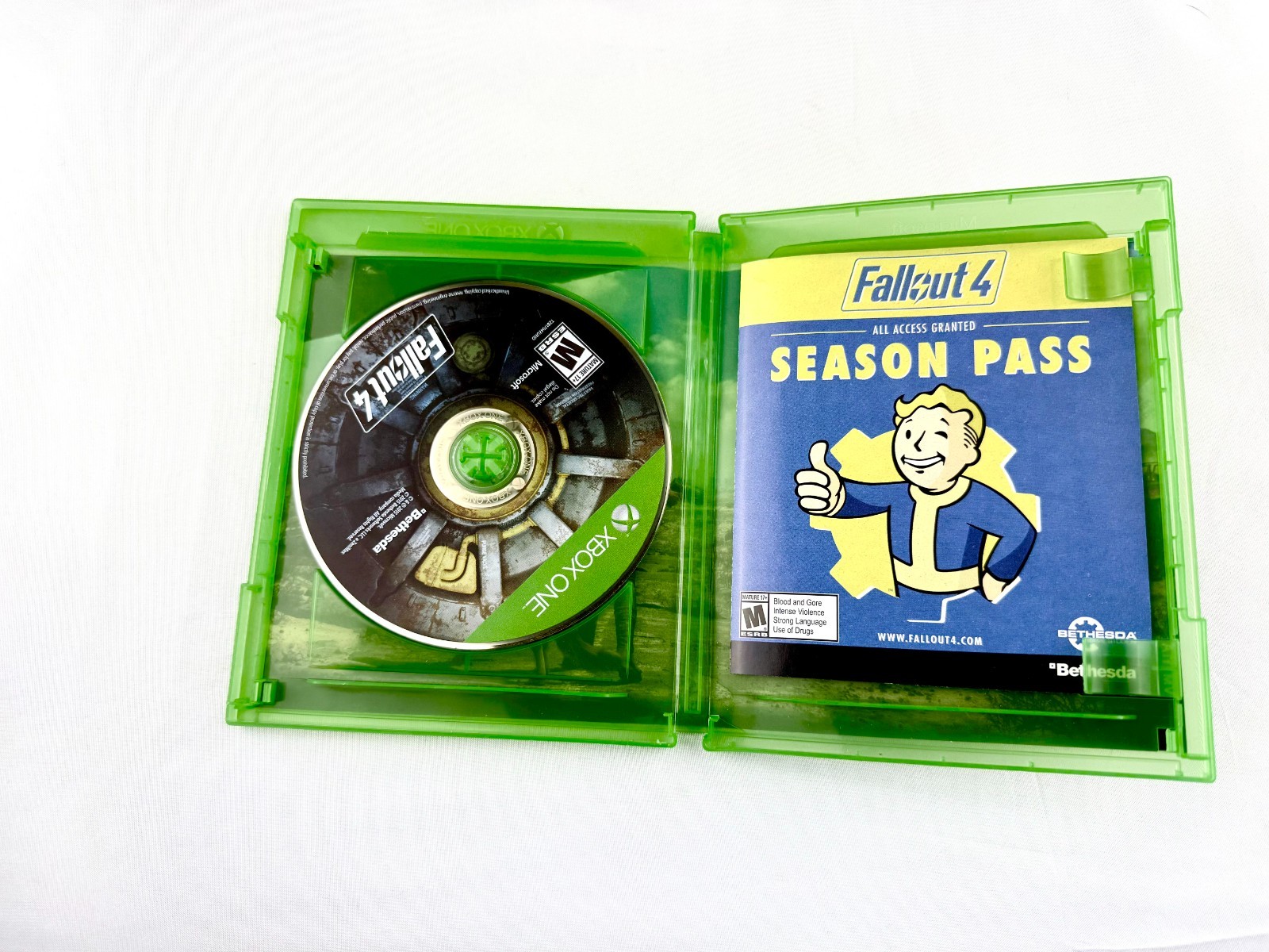 Fallout 4 Xbox One – (Back-Compatible), Tested Disc