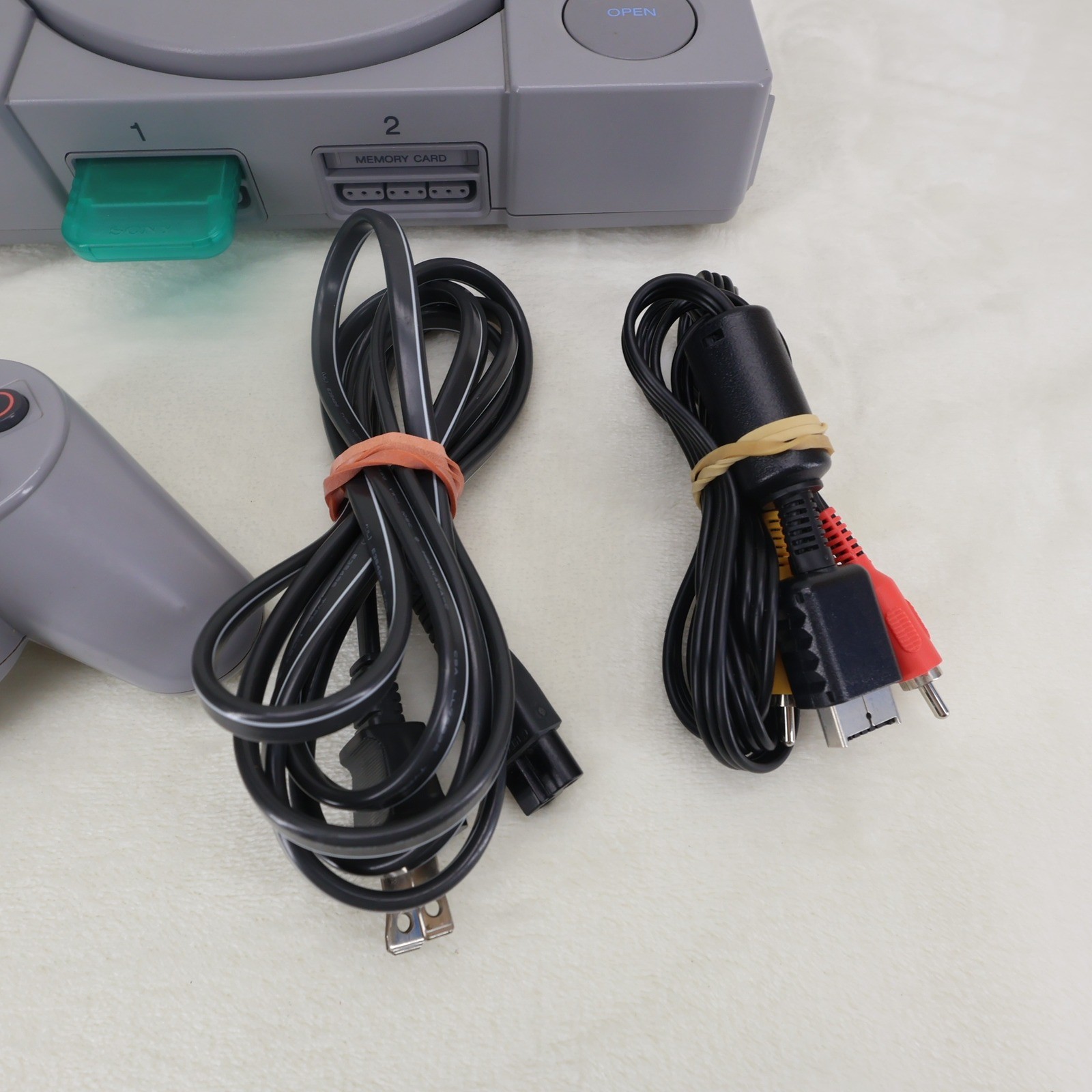 Sony PlayStation PS1 Console Bundle SCPH-9001 Gray DualShock Controller READ