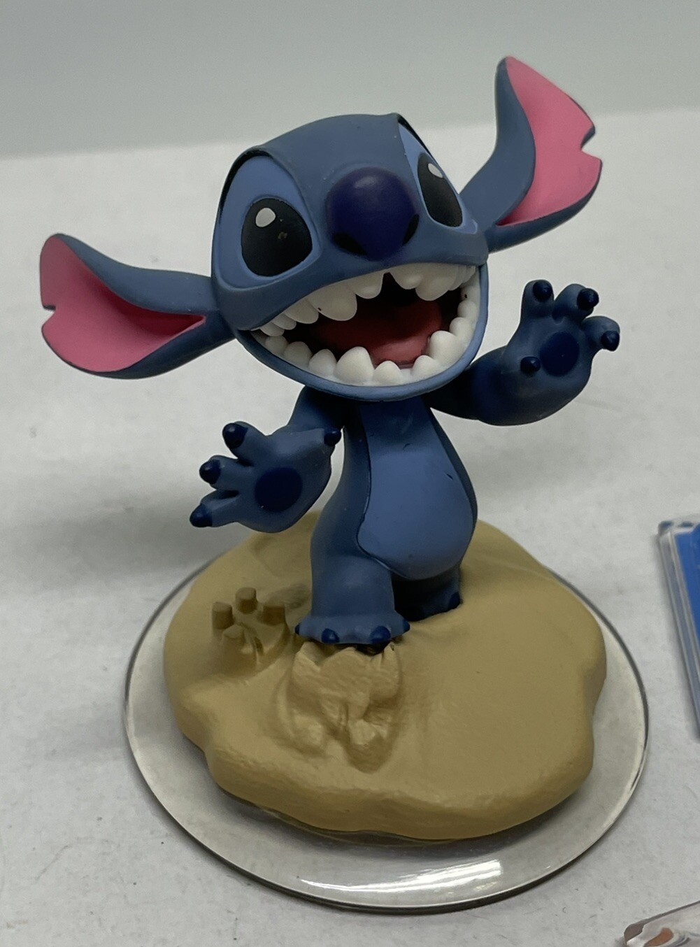 Disney Infinity: Disney Originals 2.0 Edition Stitch Figure w/ Power Discs Lot