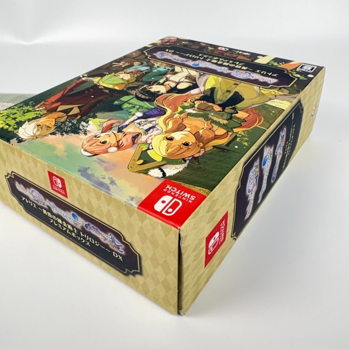 Atelier Dusk Trilogy Deluxe Pack Premium Box Nintendo Switch Ayesha Escha Shalli
