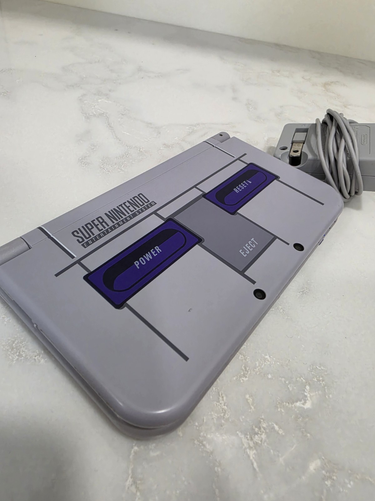 Nintendo New Nintendo 3DS XL SNES Edition Gray 4 GB Handheld Console (NTSC)
