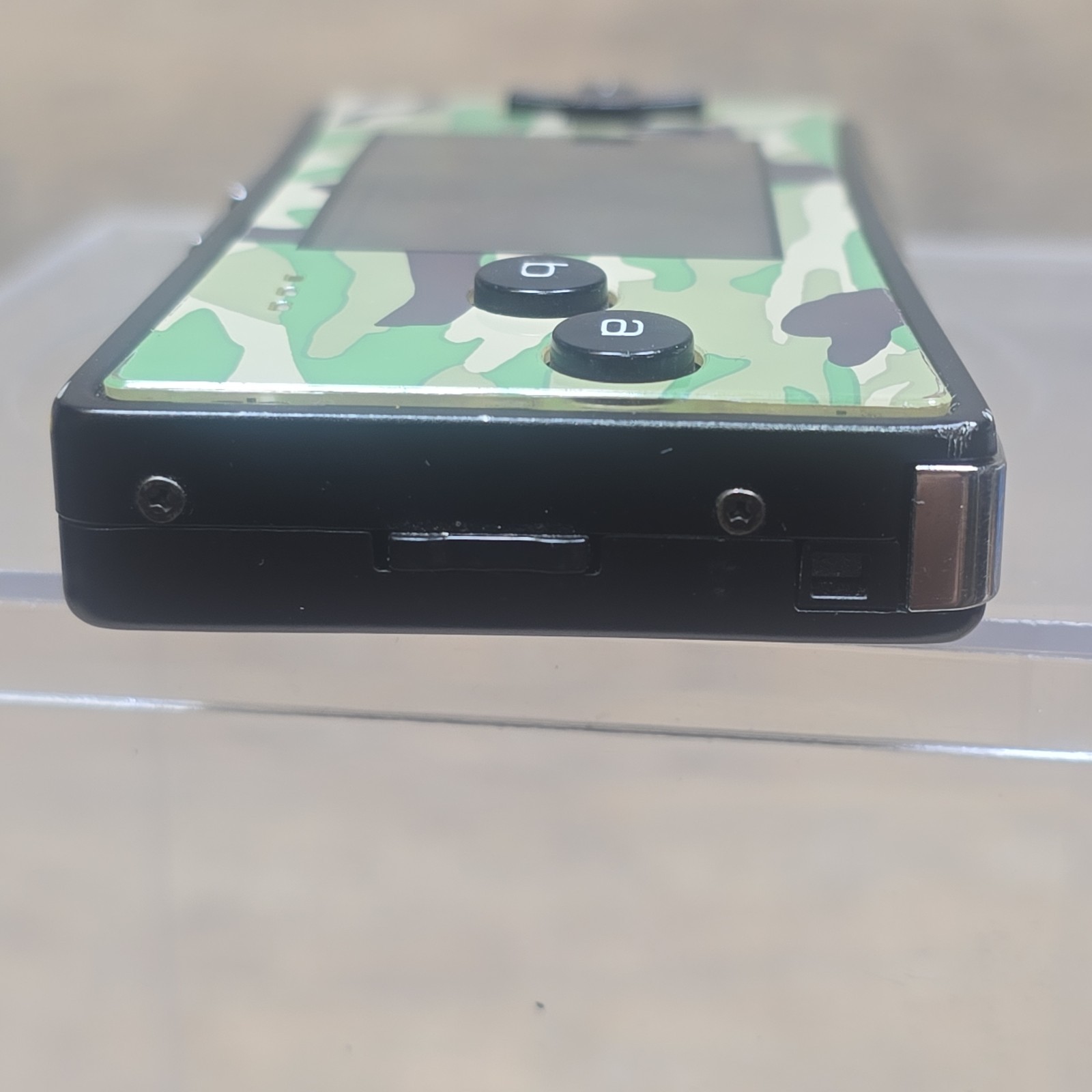 Nintendo Gameboy Micro OXY-001 Camo No Charger For Parts Or Repair Not Working