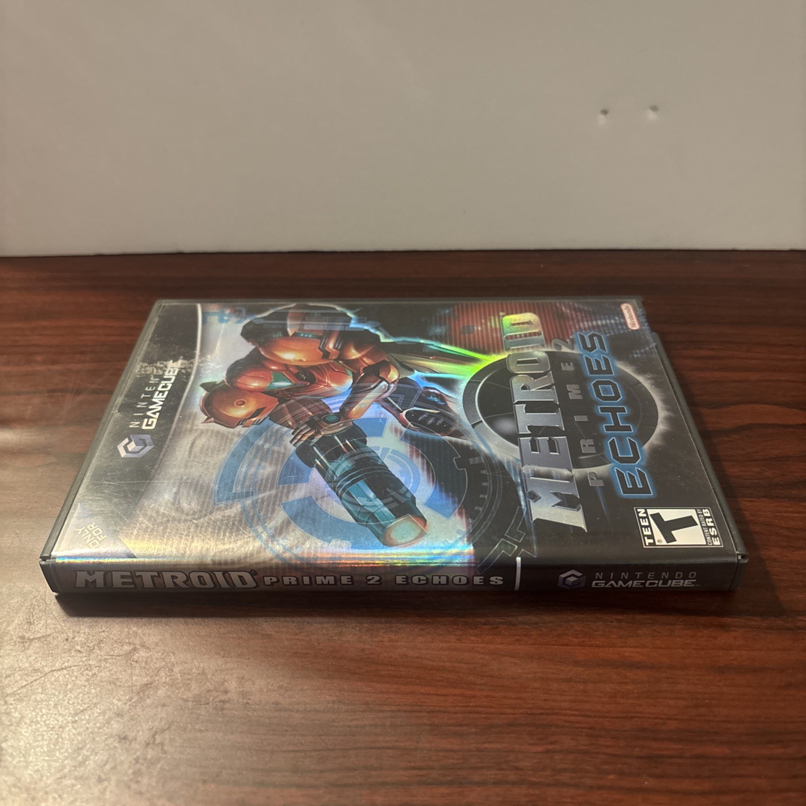 Metroid Prime 2: Echoes (GameCube, 2004) all booklets included