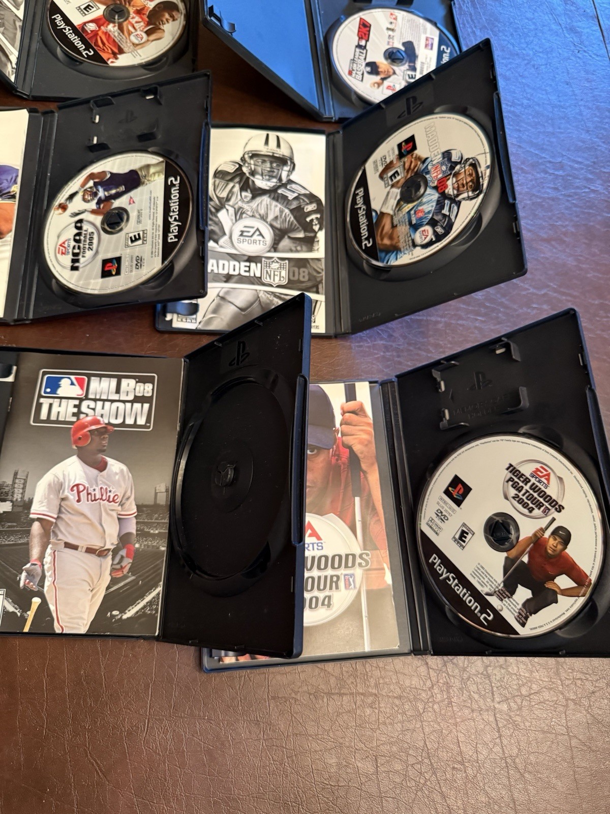 Ps2 Sports Game Lot Tiger Woods PGA Tour, MLB, NCAA Football, NCAA March Madness