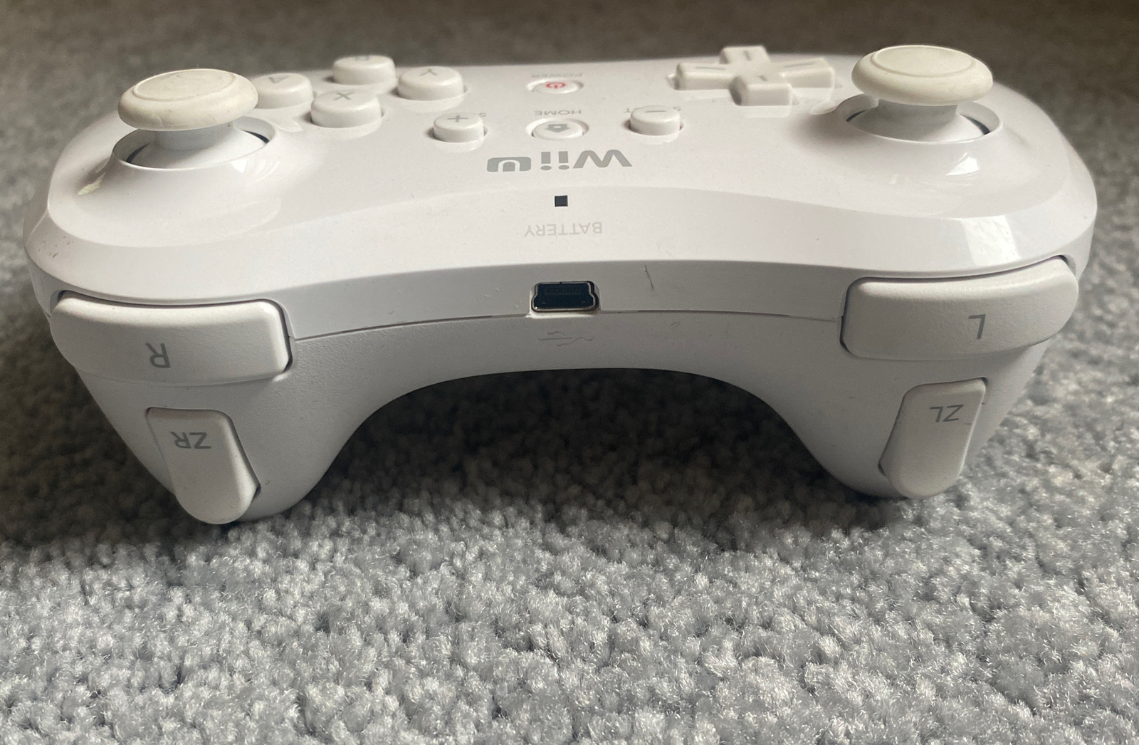 Official Nintendo Wii U Pro Controller Video Game Remote WUP-005 WHITE Genuine