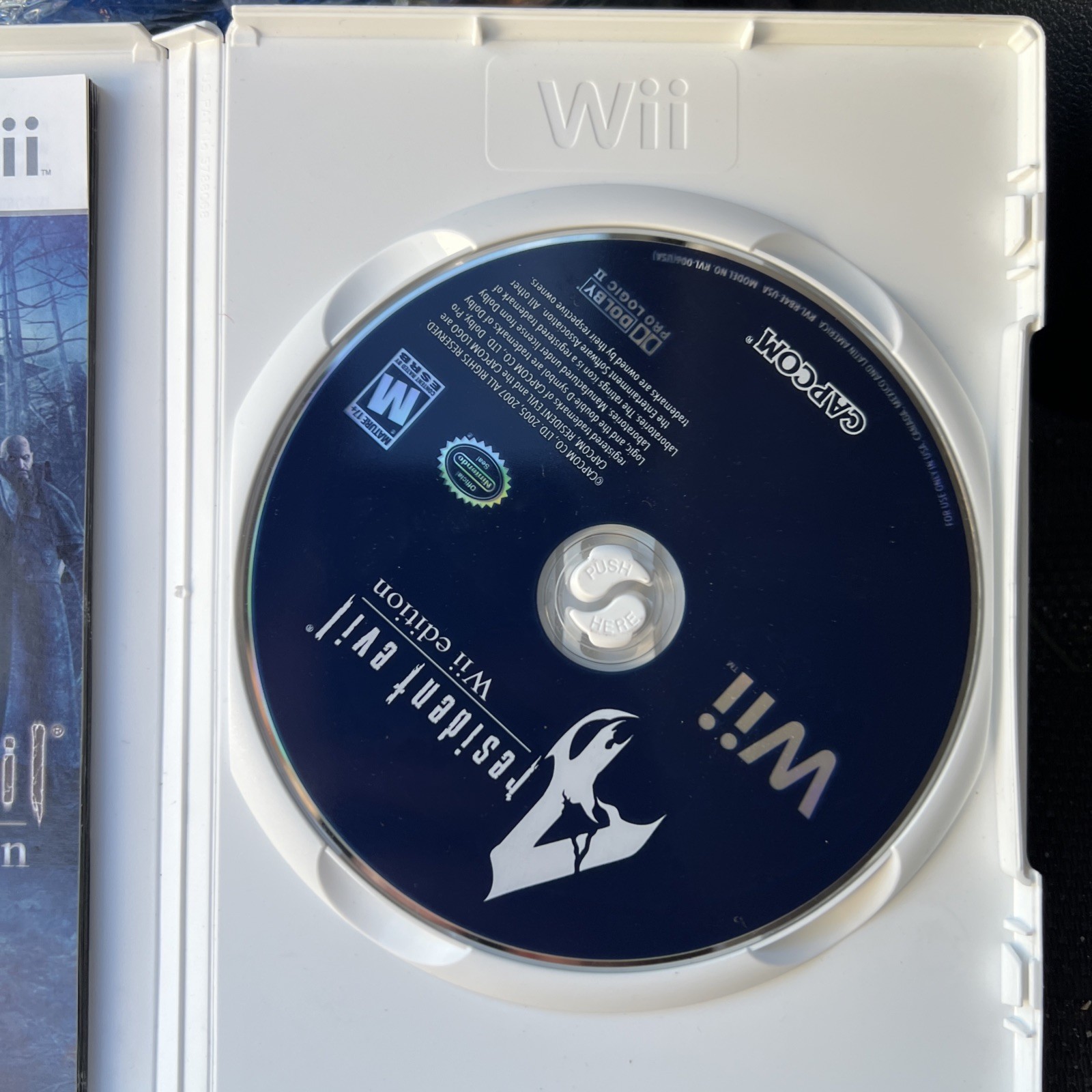 Resident Evil 4 — Wii Edition (Nintendo Wii, 2007) w Case and Manual