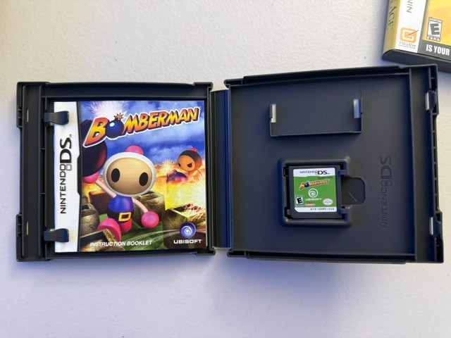 Bomberman Official Nintendo DS game. In Original Case and Game Manual.