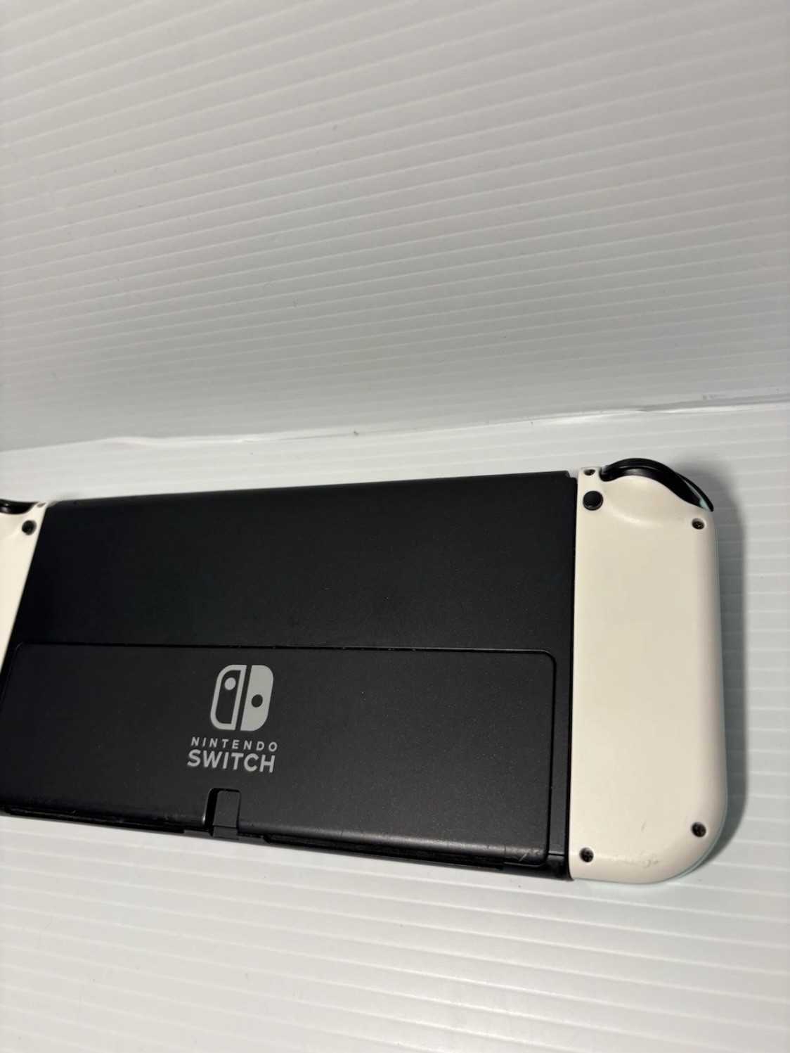 Nintendo Switch OLED – Tested w/ Screen Protector, Case, & green/blue Joy-Cons