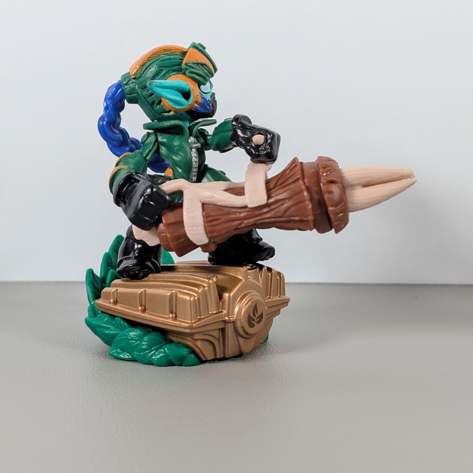 Skylanders Superchargers Character Figure: SUPER SHOT STEALTH ELF