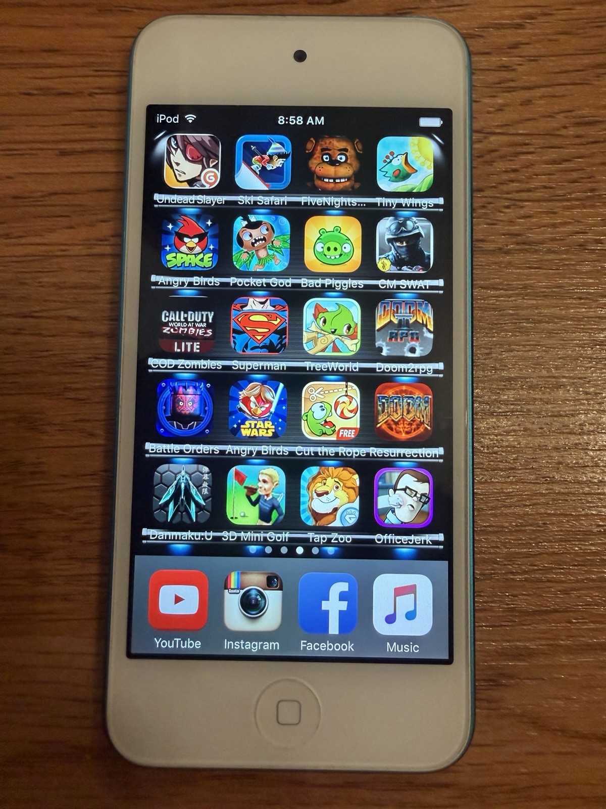 100 Old Rare Ios Games Ipod Touch 5th Gen 16GB Lego Contra Power Rangers Pokemon
