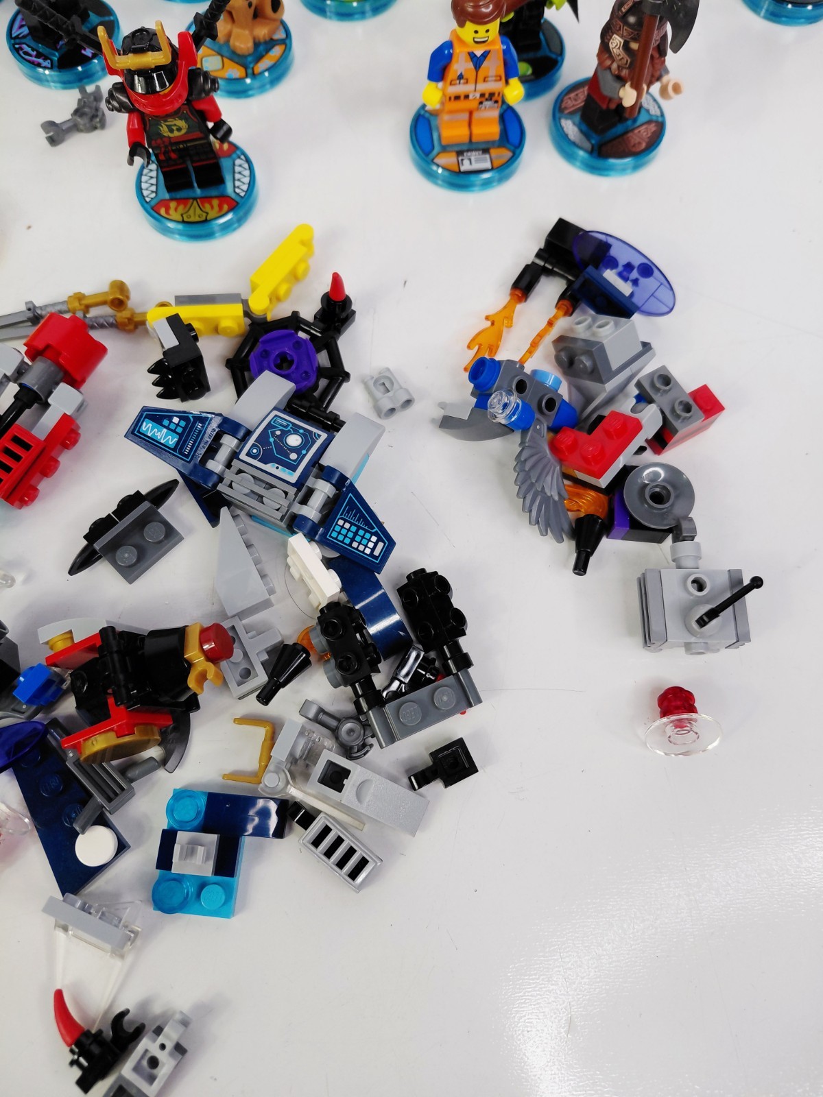 Lego Dimensions Character Figures, Parts & Discs Bulk Lot
