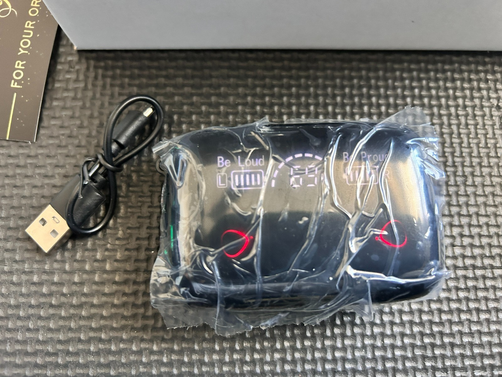 X80 GAMING HANDHELD (64GB GAME CARD) FREE BT EAR BUDS (GXRG)