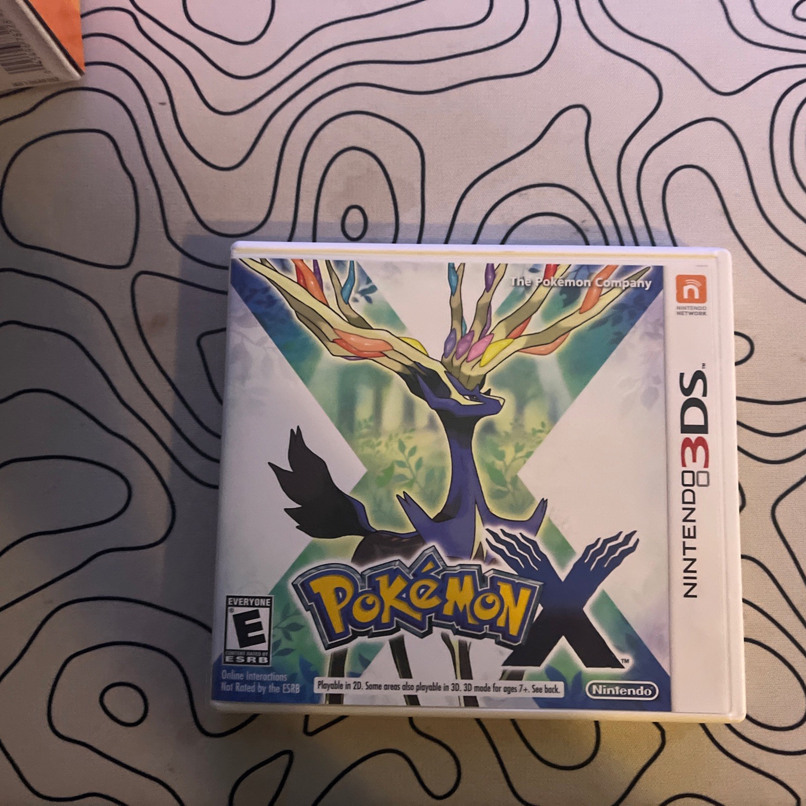 Nintendo 2DS XL White/Orange Cib With 4 Pokémon Games Sun Ultrasun Omega Ruby X
